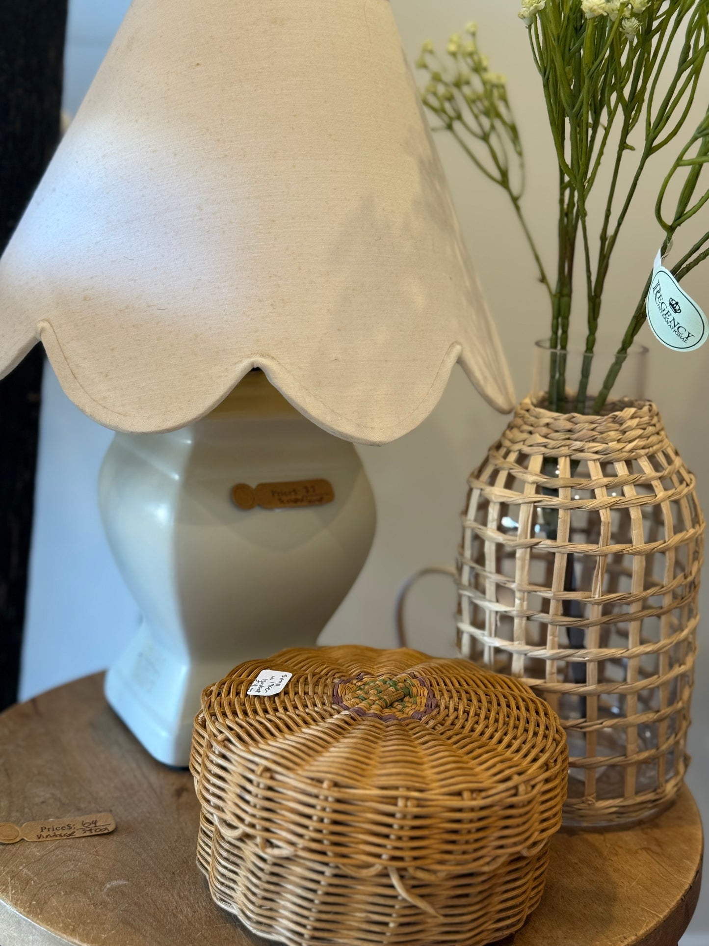 Scalloped vintage lamp