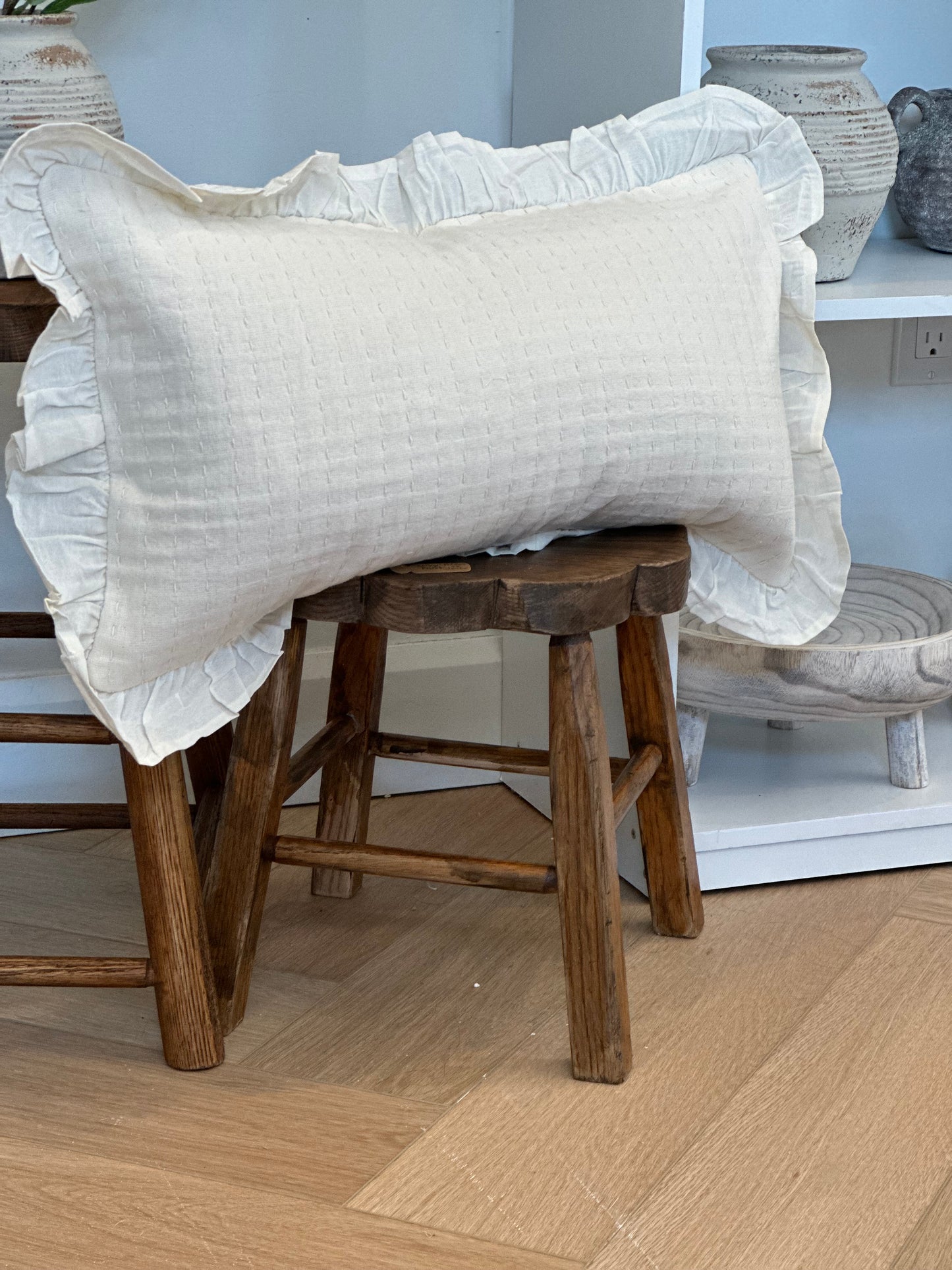 Cotton cushion stitched with frills