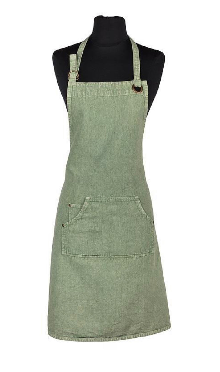 Martha Apron-Green