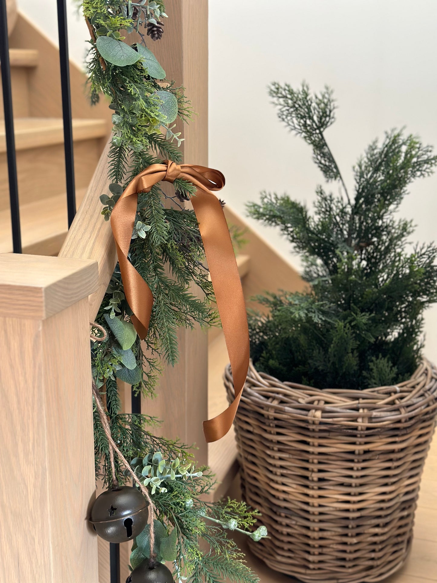 6’ Mixed Cedar + Eucalyptus greens garland