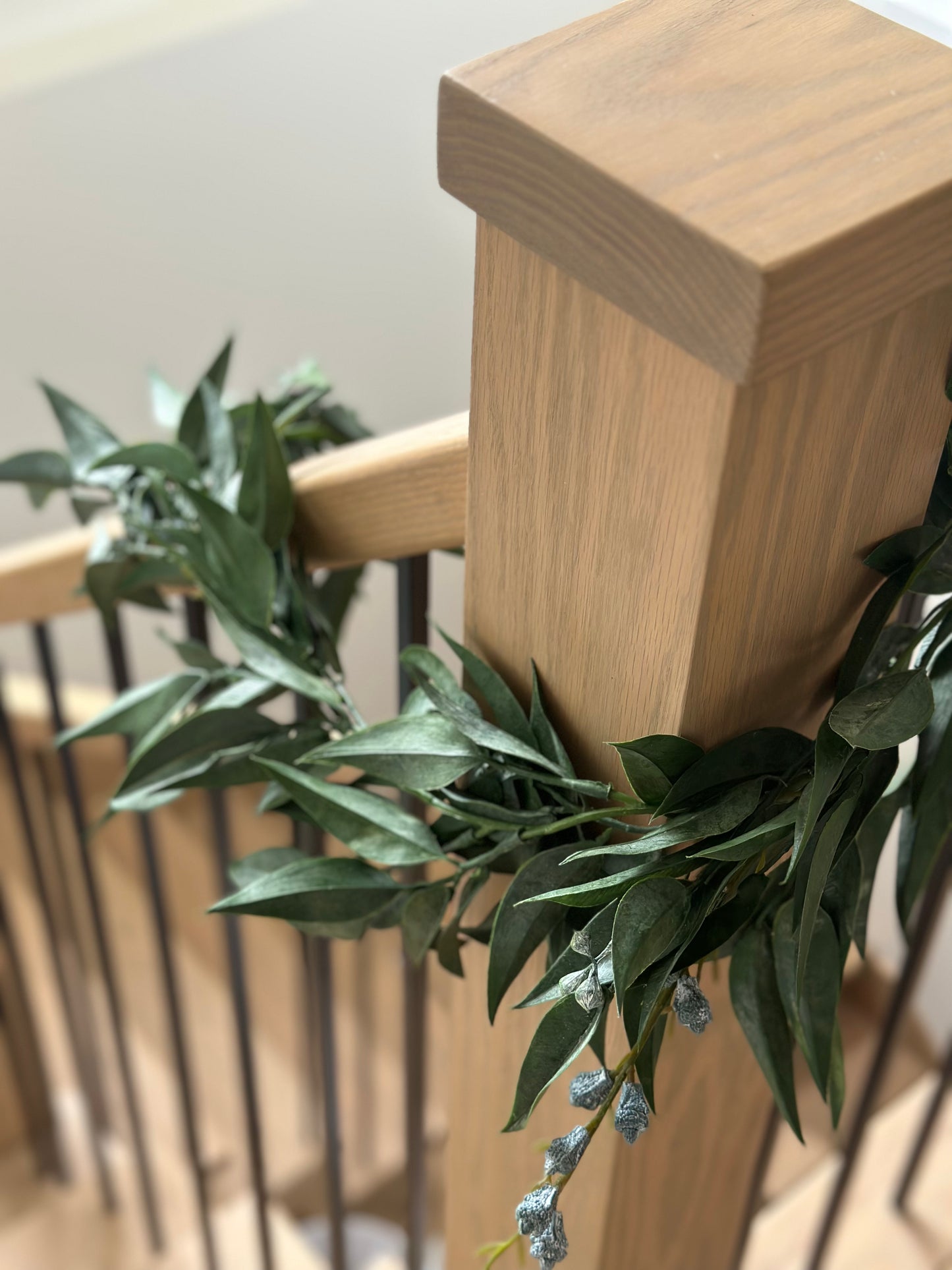 6’ Mixed Seeded Eucalyptus faux garland