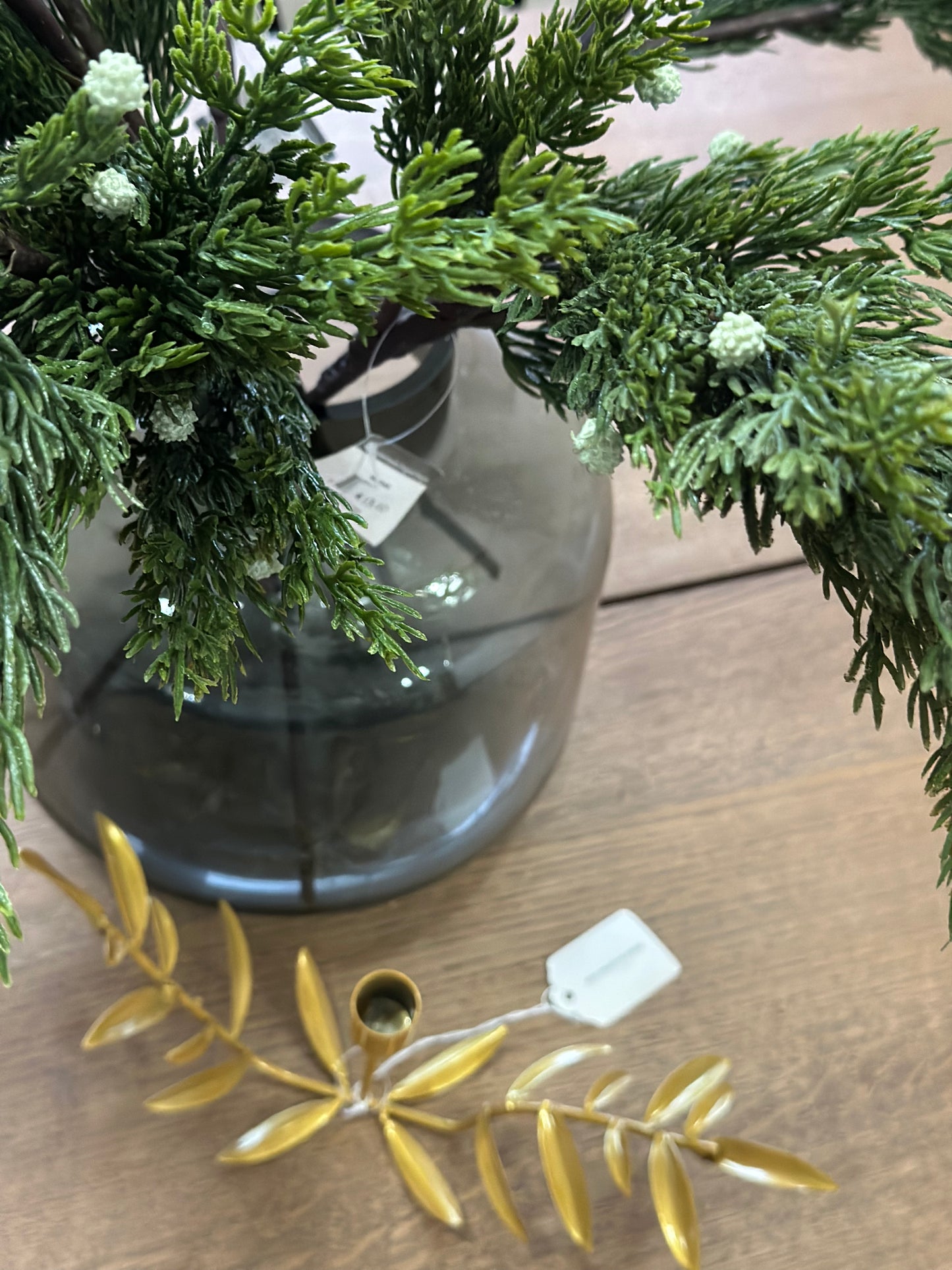 Gold leaf candle holder