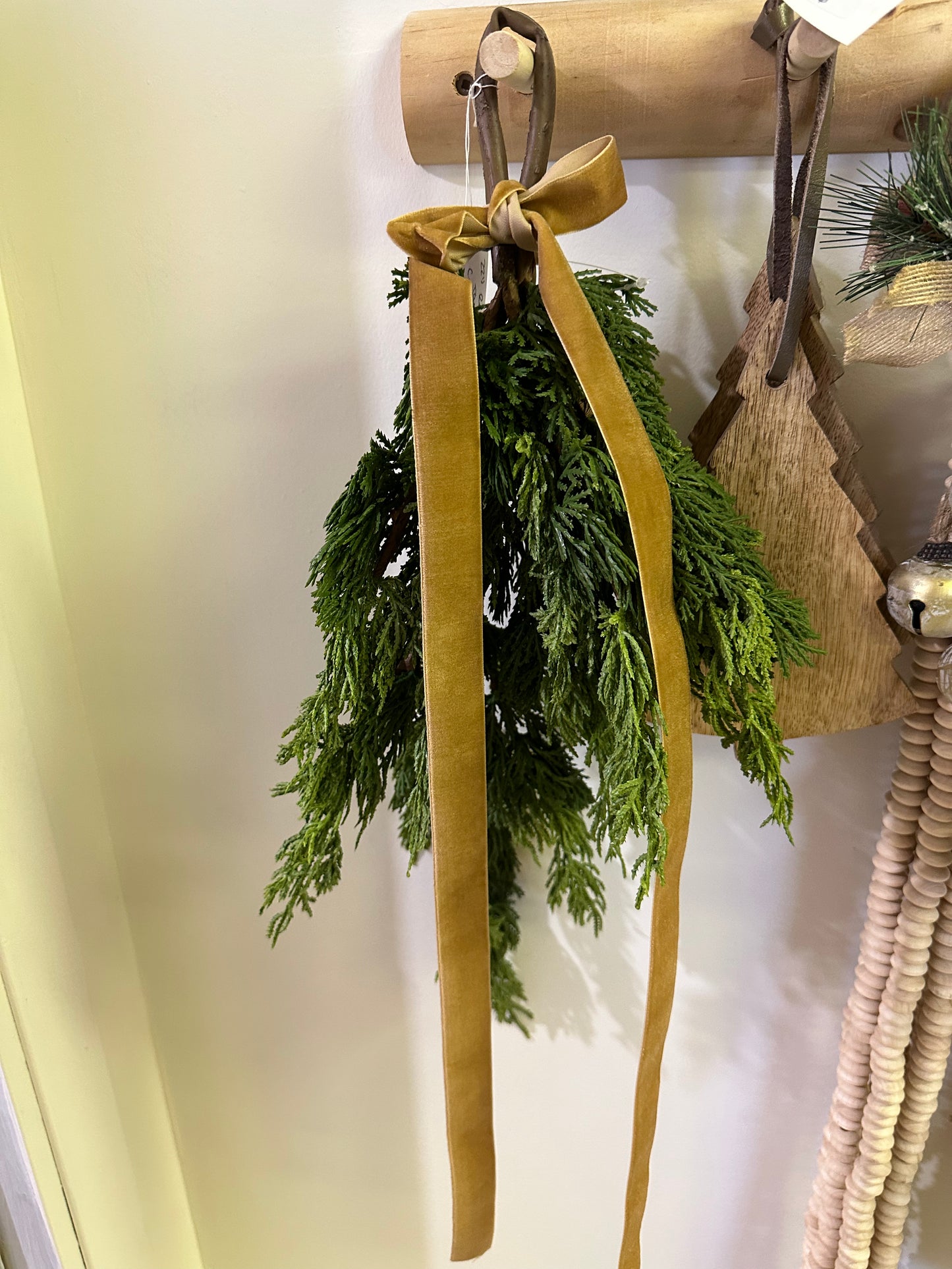 22” Real Touch Cedar Teardrop- Green