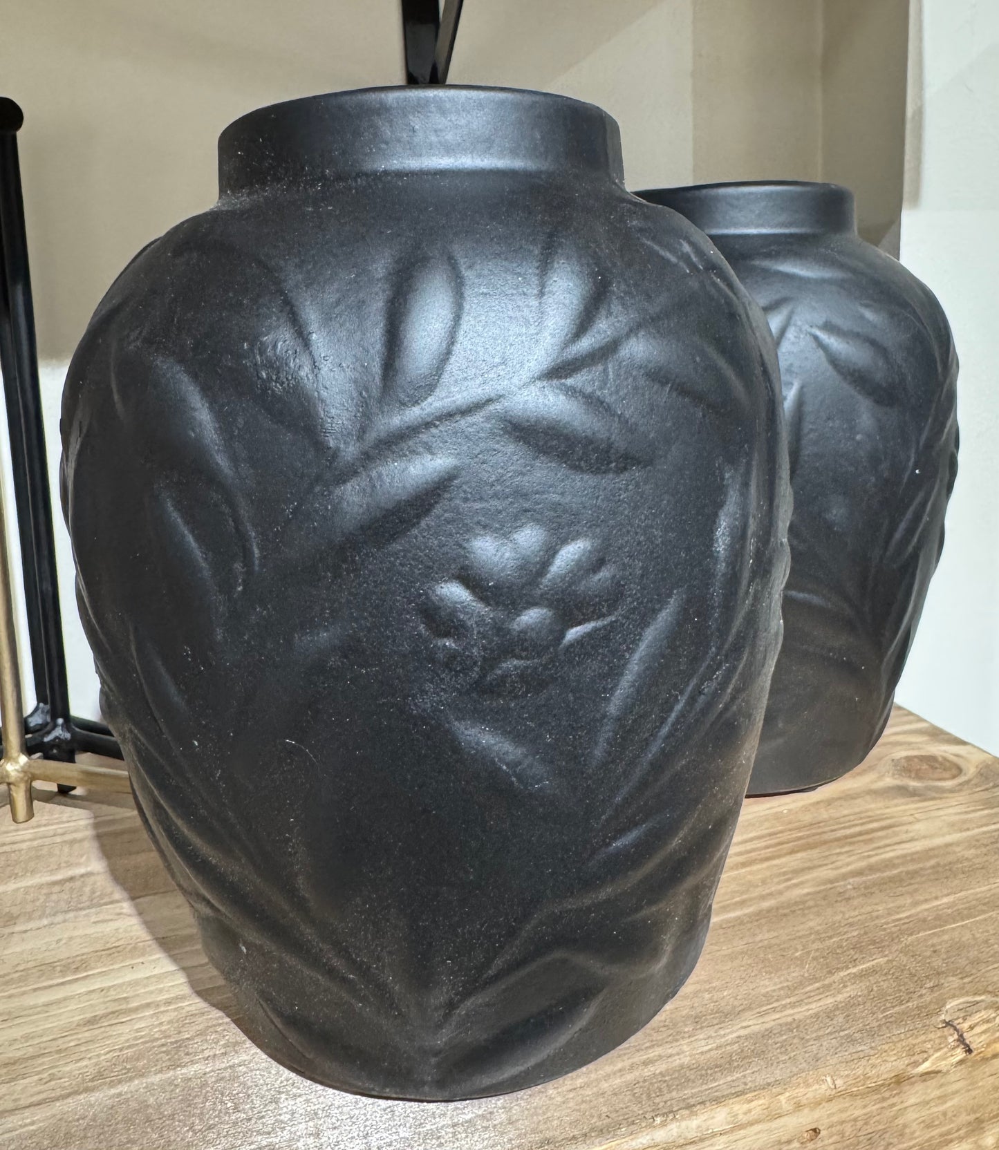 Black Floral Vase