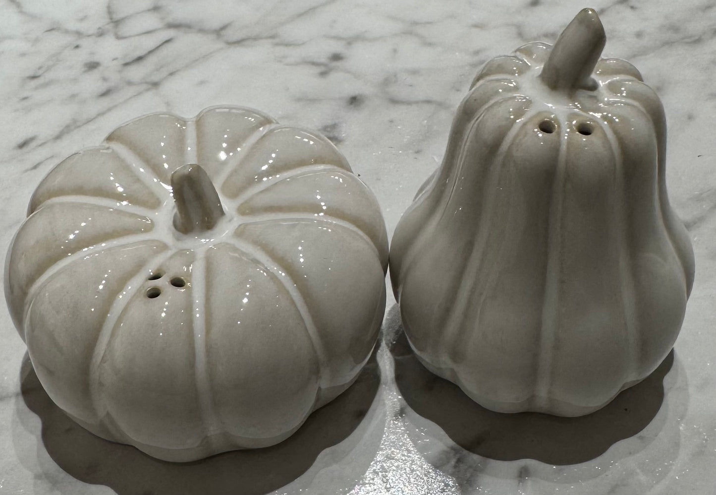 Ceramic S & P Set-White or Orange