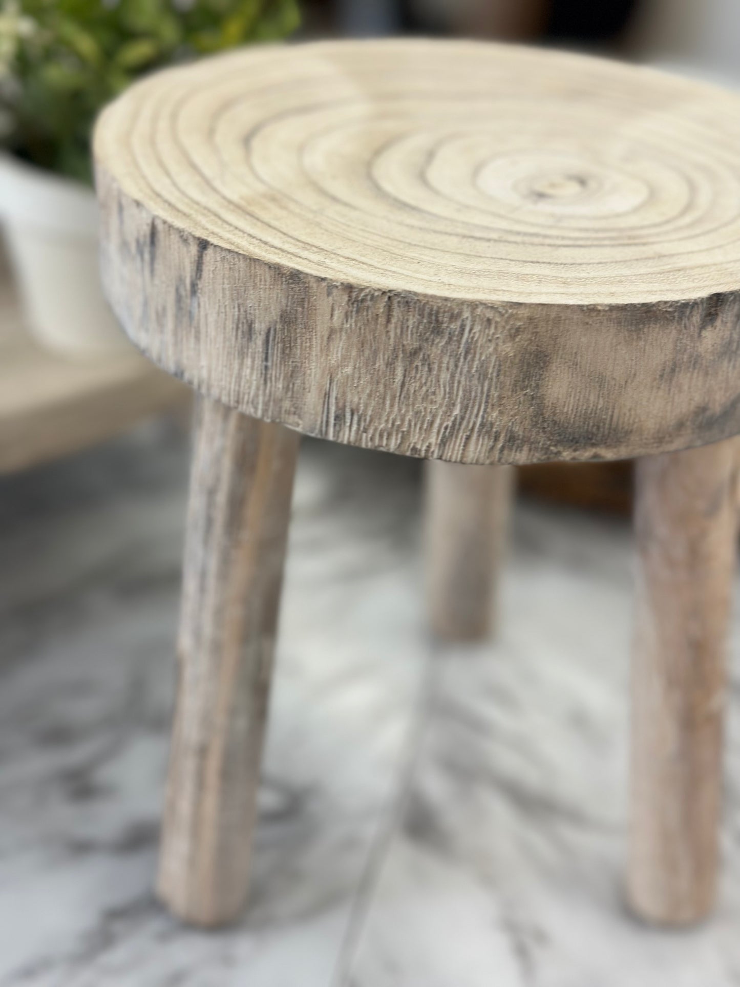 Wood riser