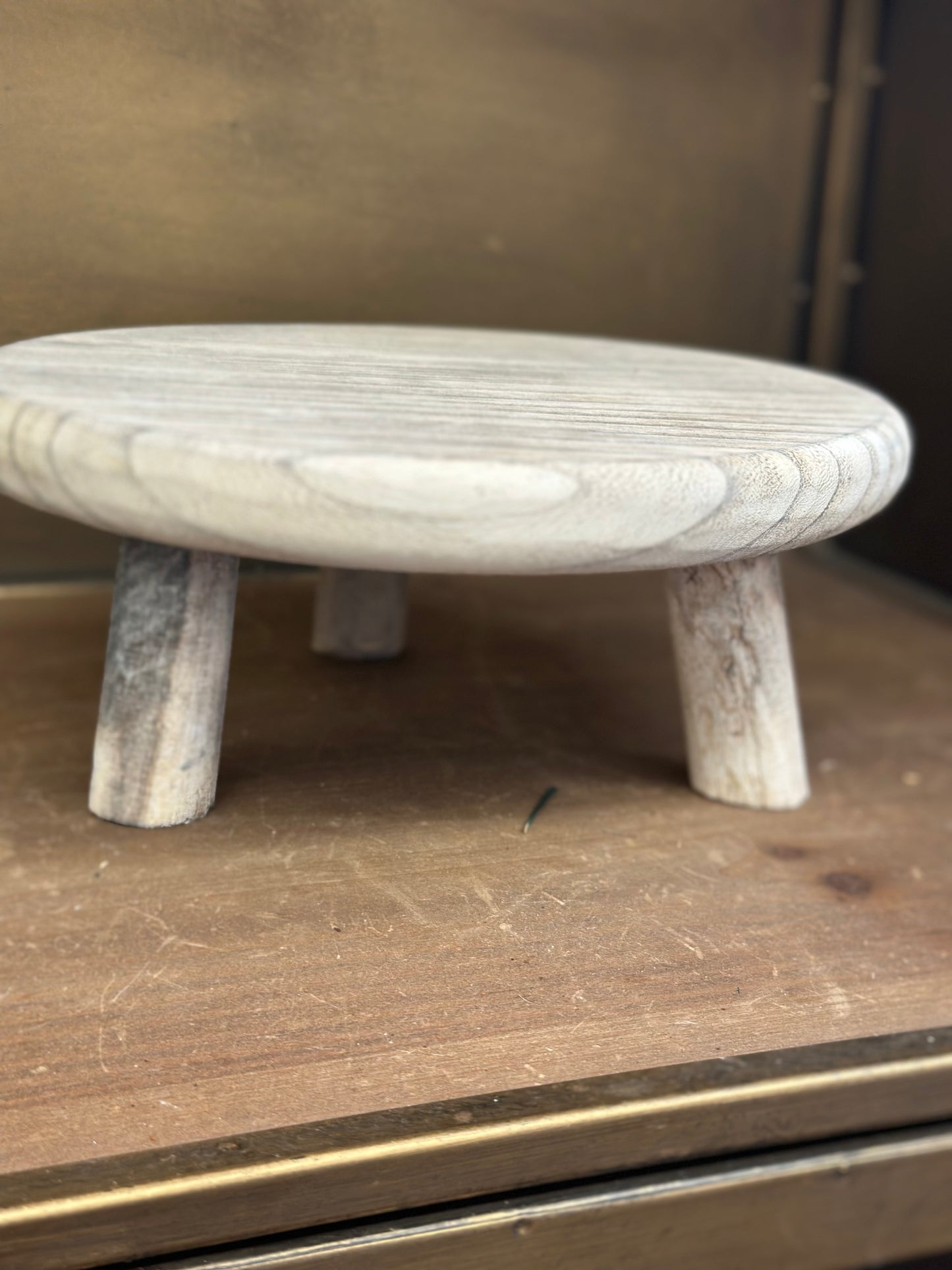 Wood riser