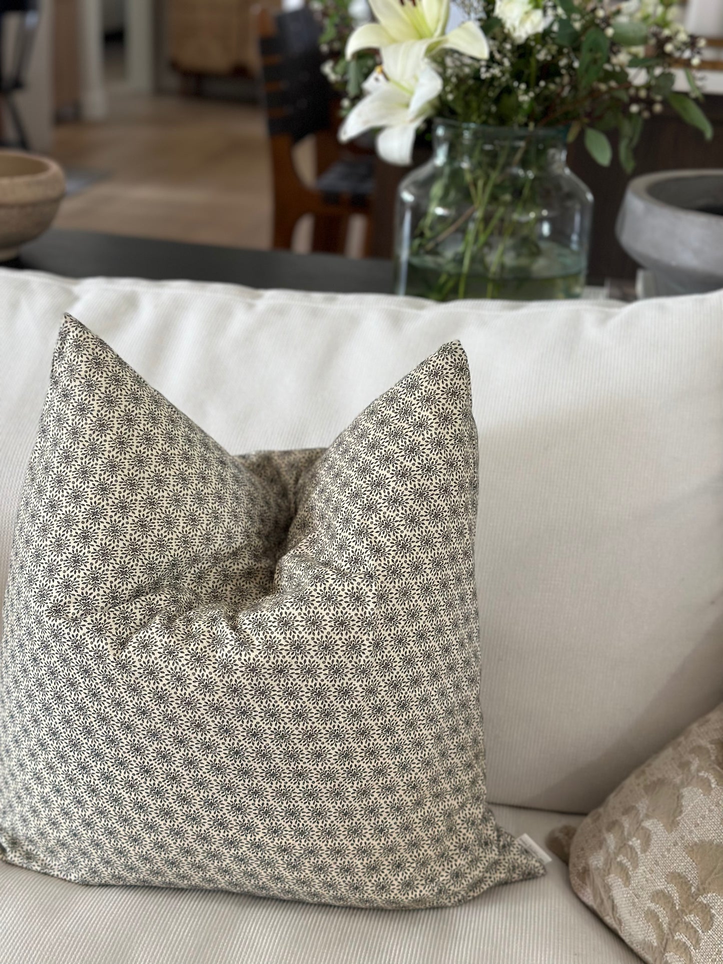 “Iris” TPP Collection Pillow