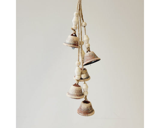 15″ BEAD /JINGLE BELL HANGER – CREAM/BROWN