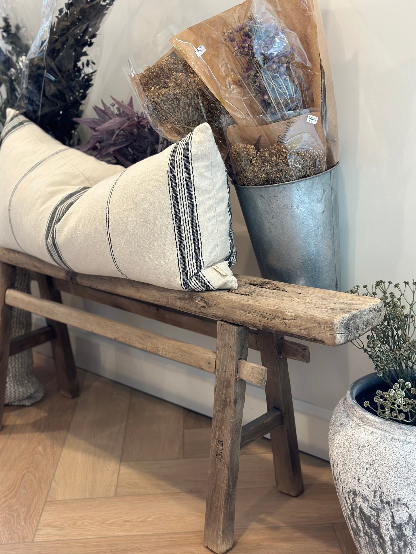 Edgar Vintage Bench
