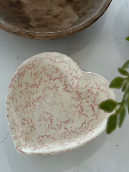 Heart pink marbled bowl