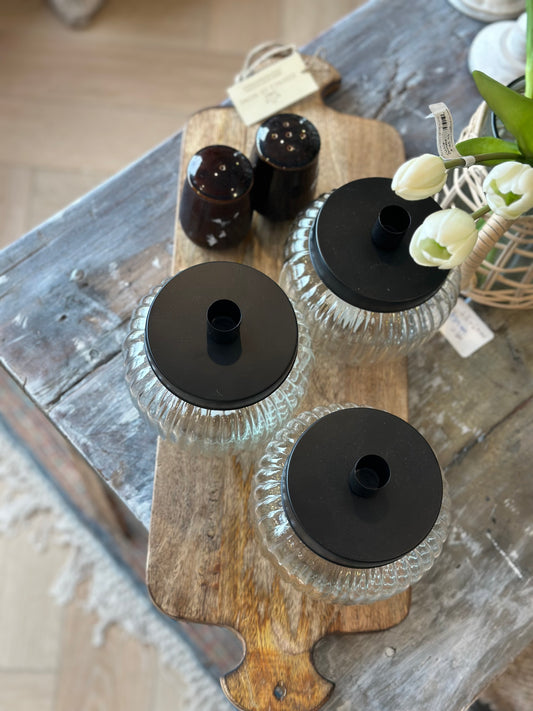 Mango wood cutting board