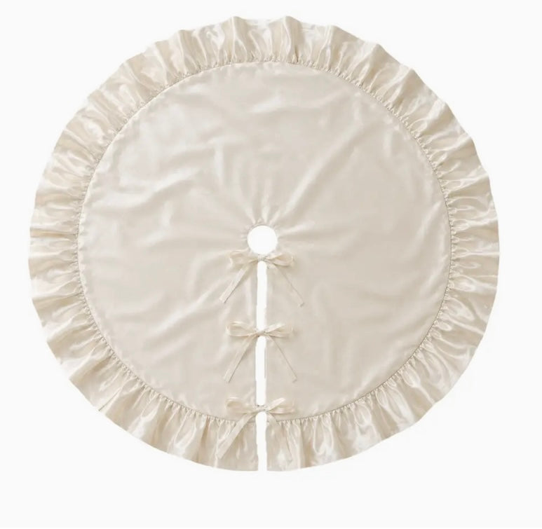 Cream Velvet Tree Skirt