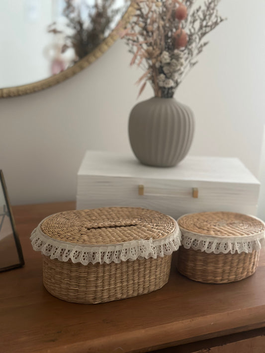 Set of two vintage woven baskets