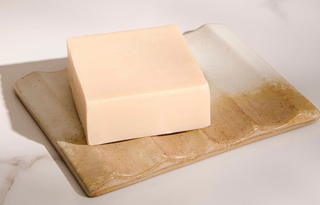 Wavy Ceramic Soap Dish