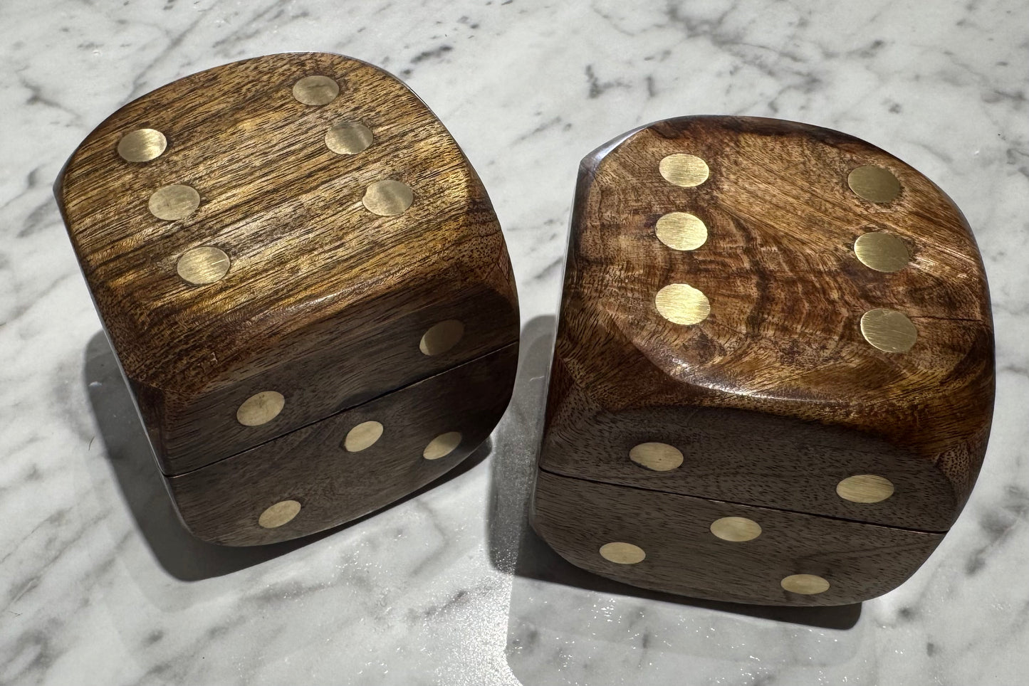 Wood Dice
