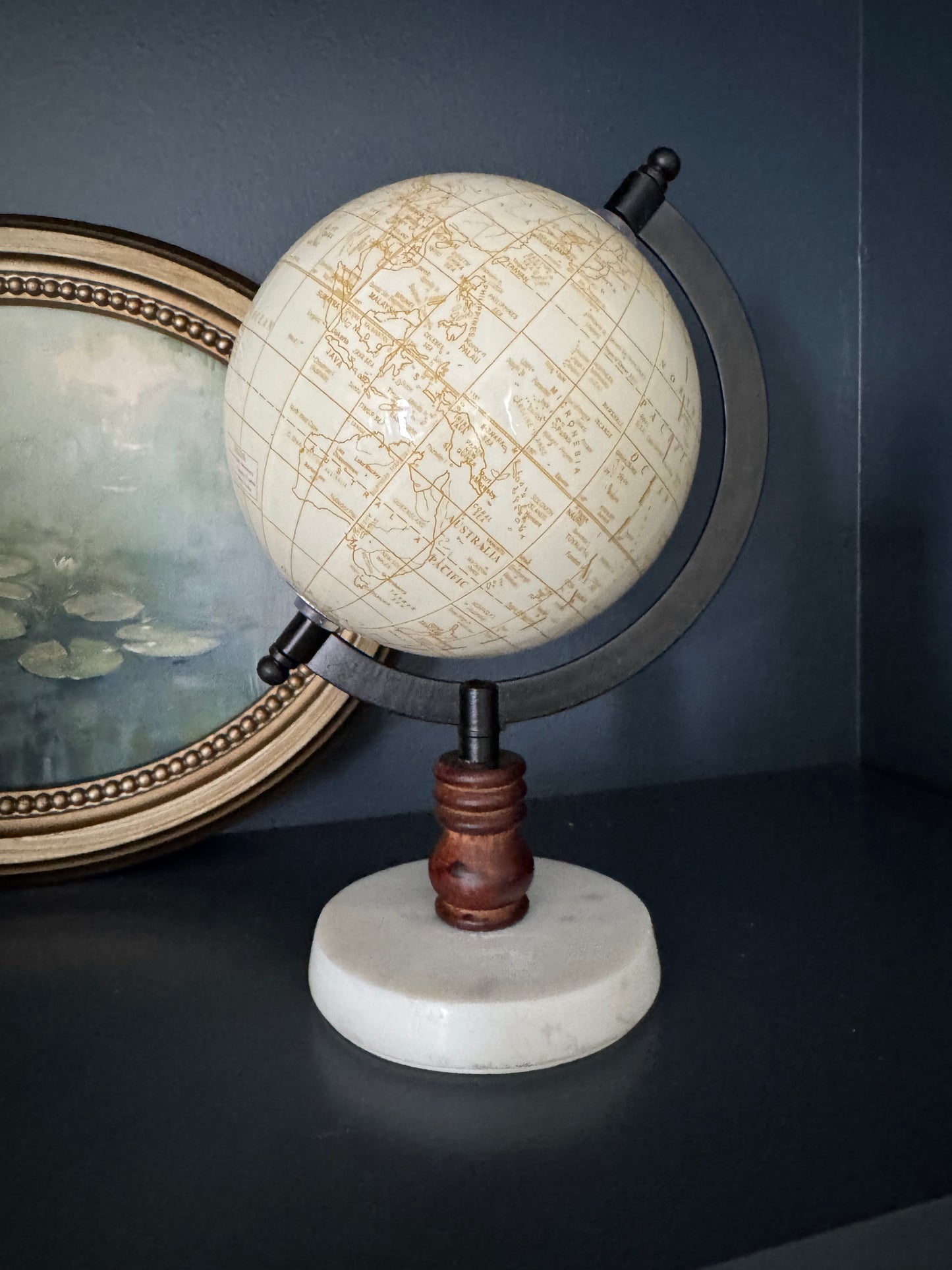 Marble base Globe
