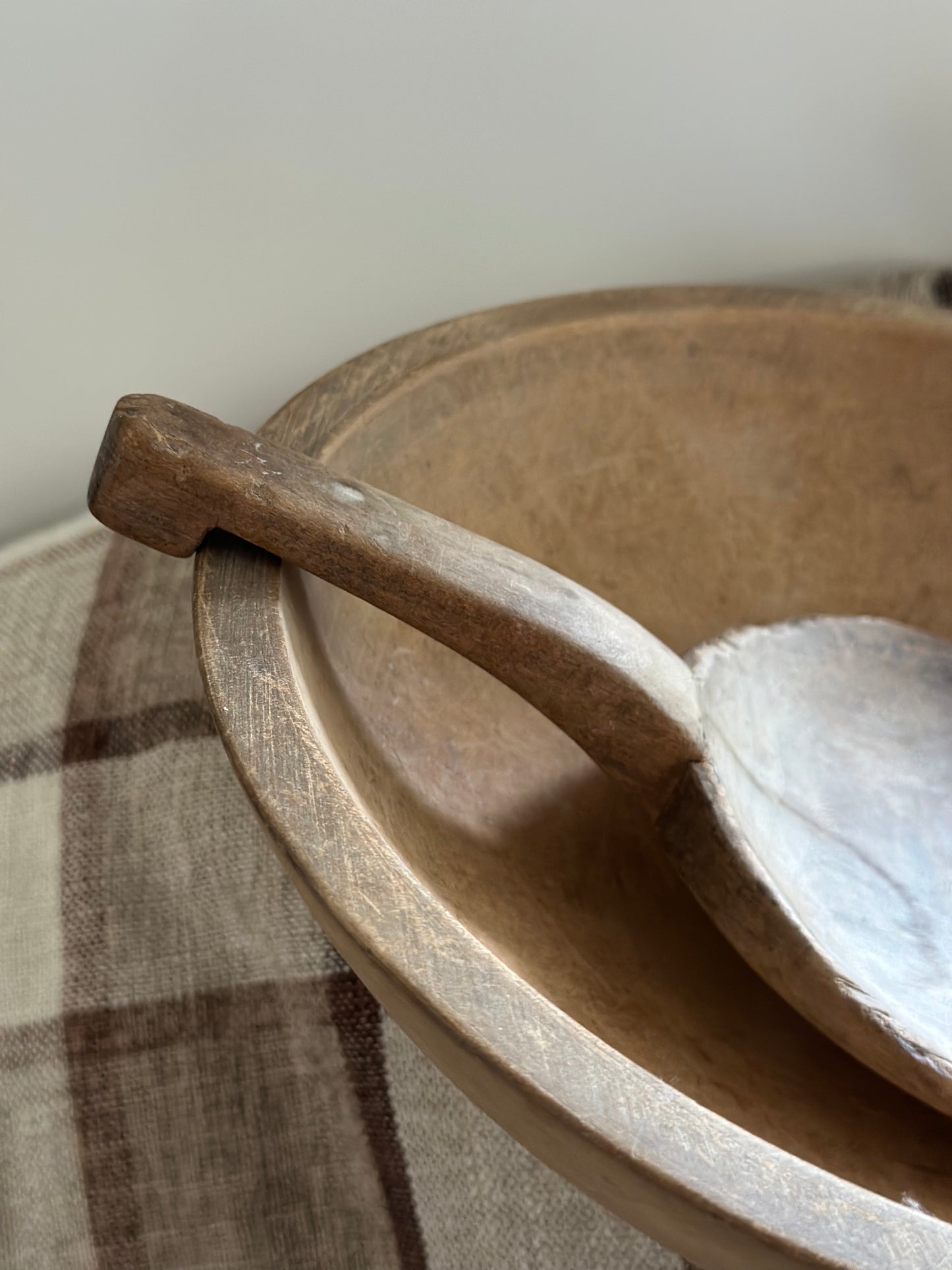 Wood primitive antique bowl & scoop