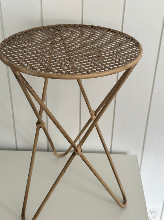 “Willa” Side table