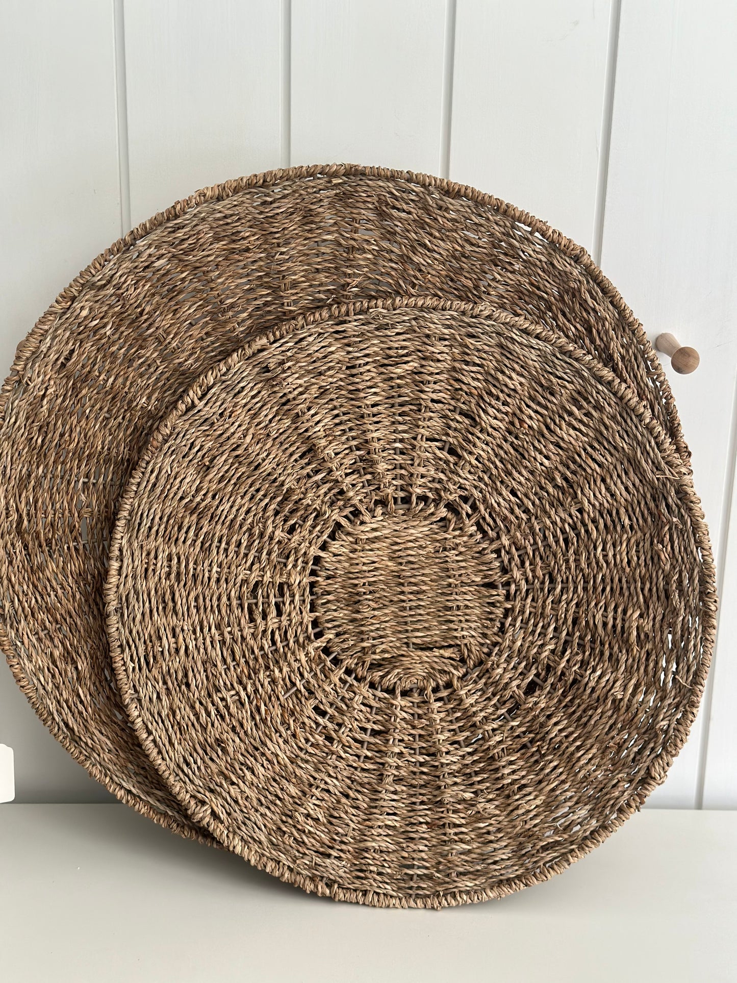 Pair of wicker circles wall decor