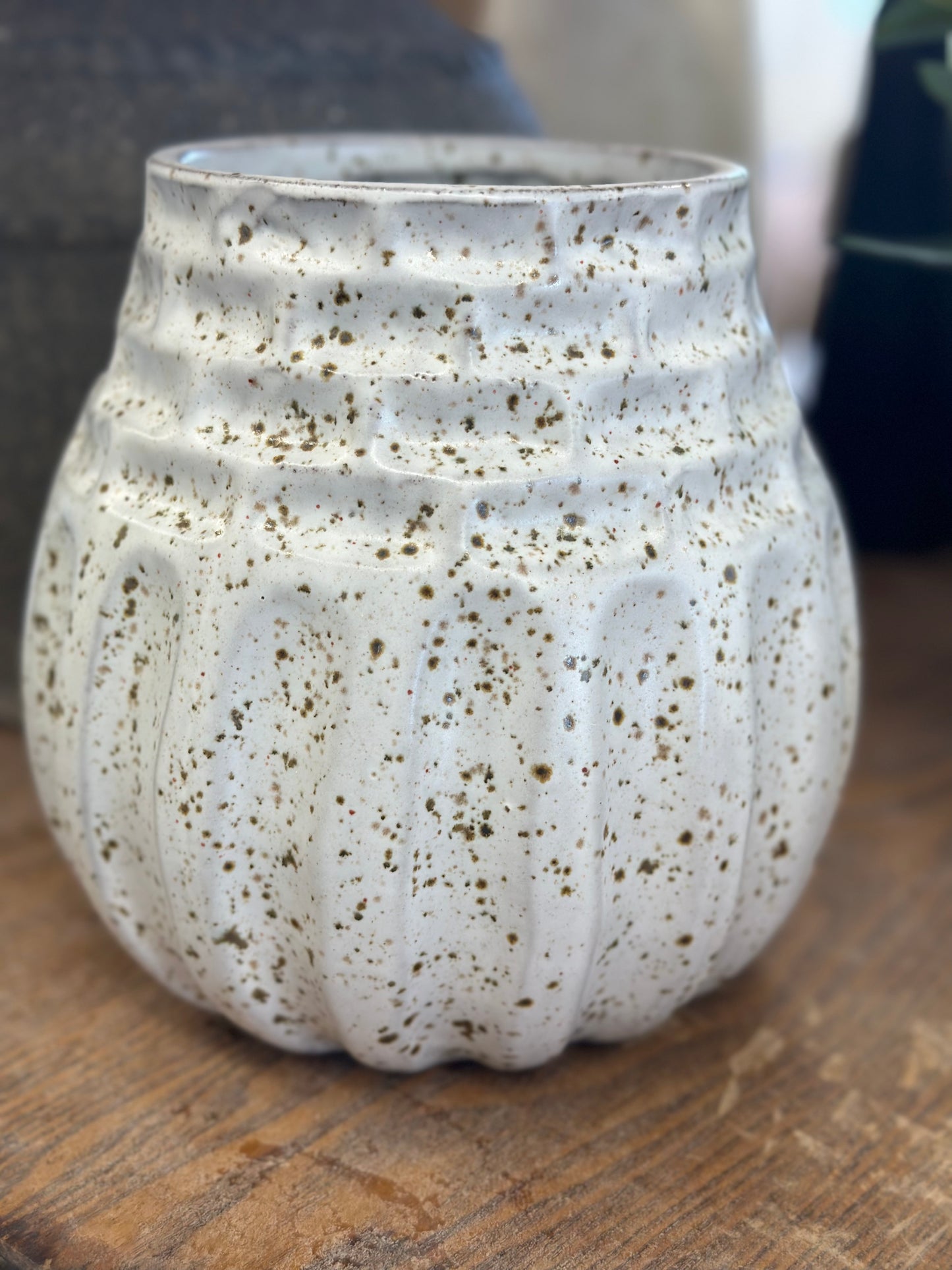 Speckled pot