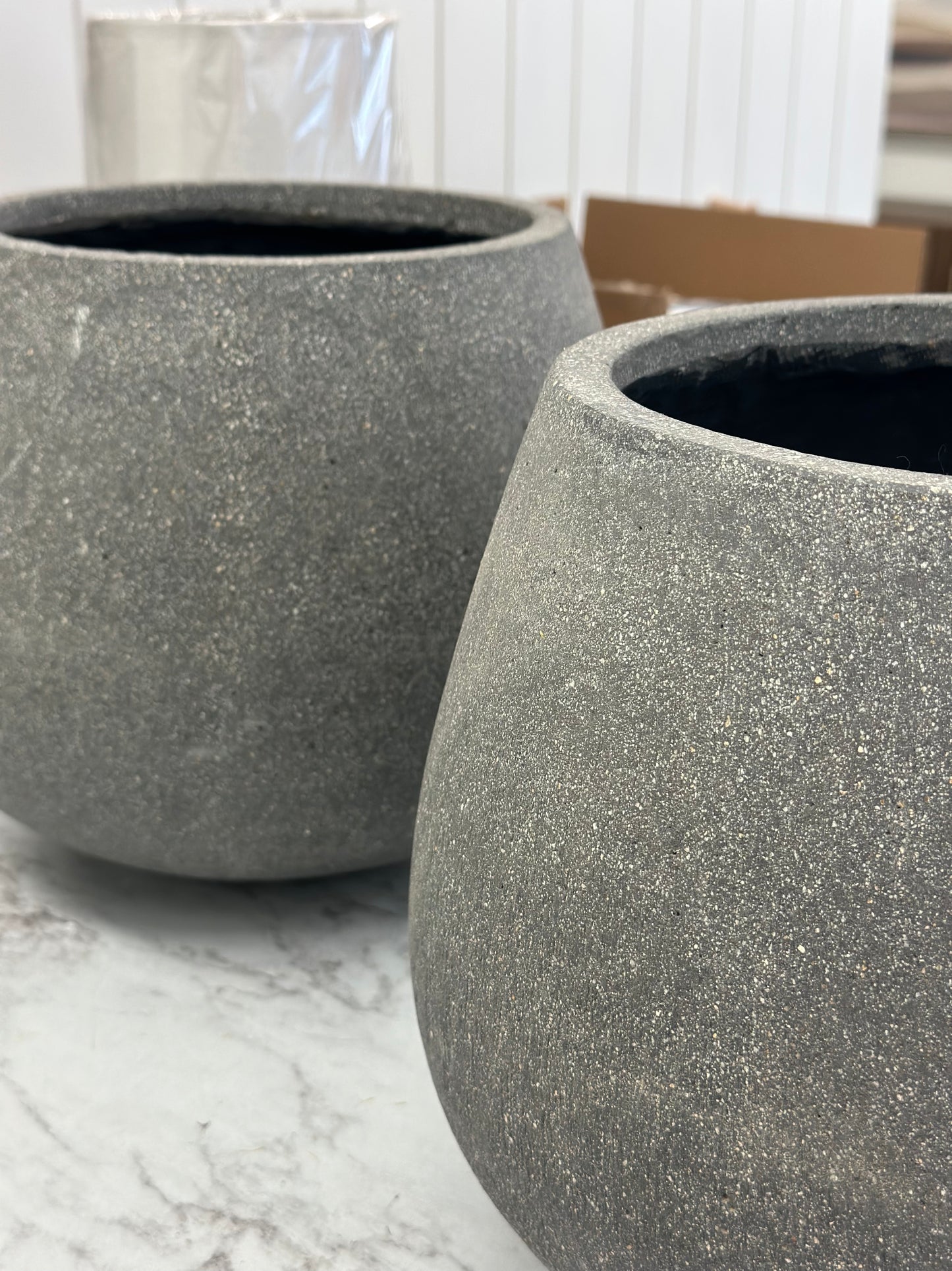 Ceramic pot outdoor pot