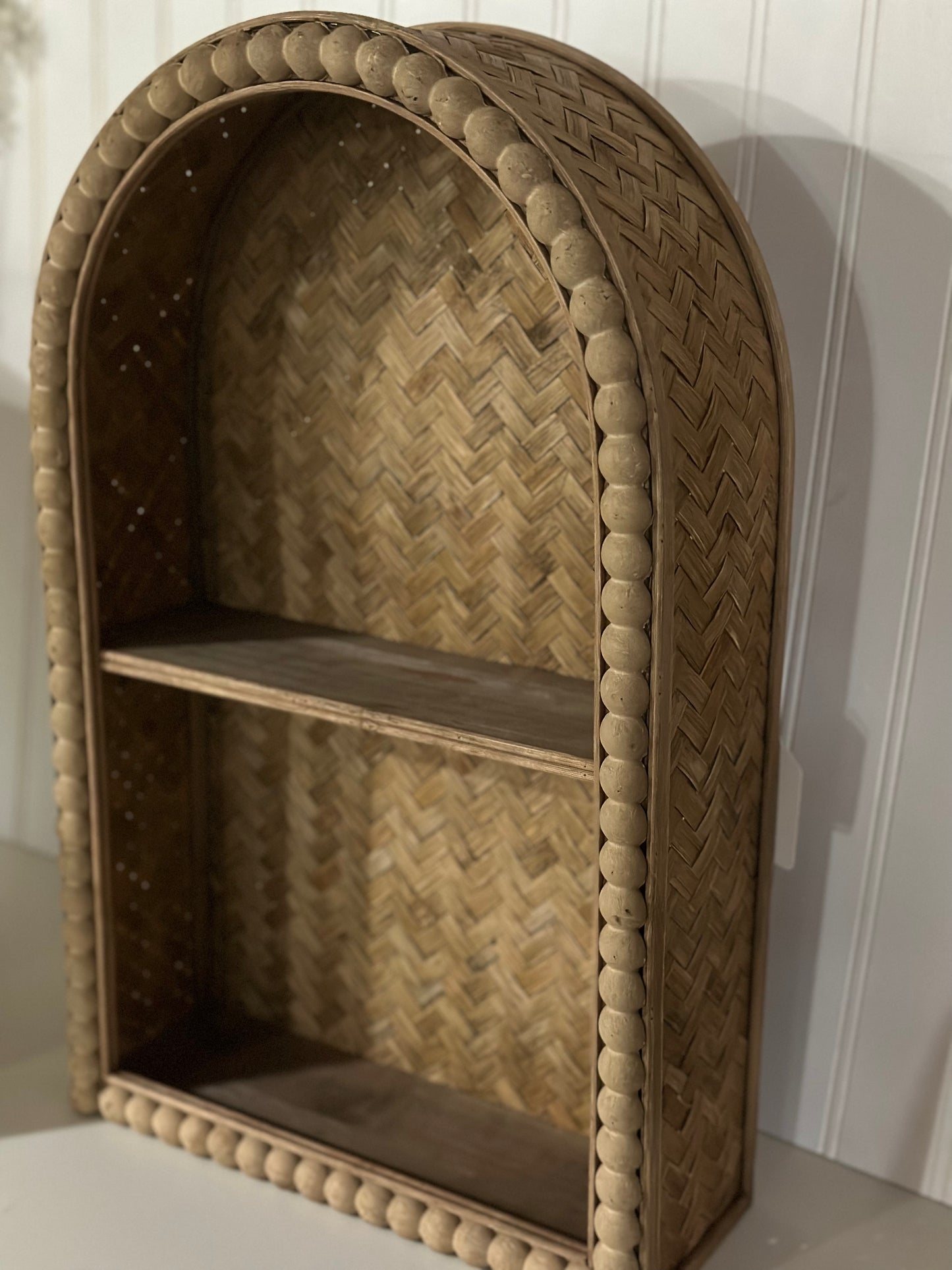 Wicker shelf