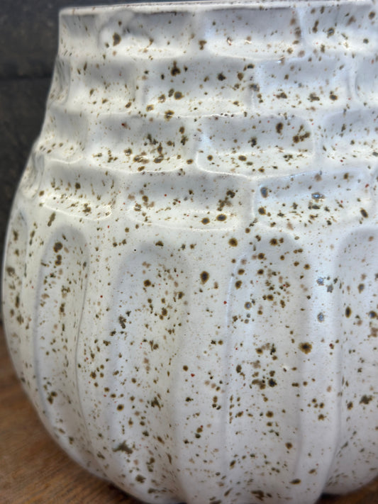 Speckled pot