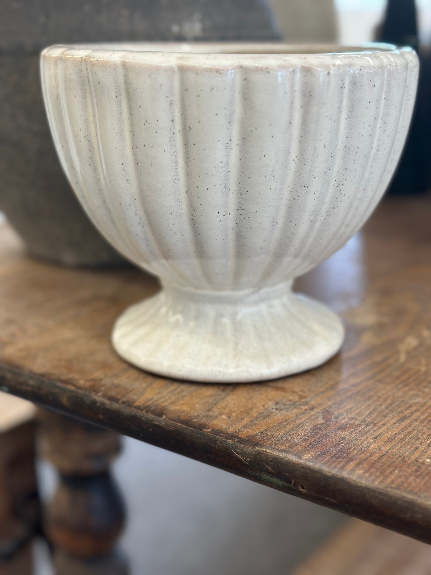 Scalloped urn