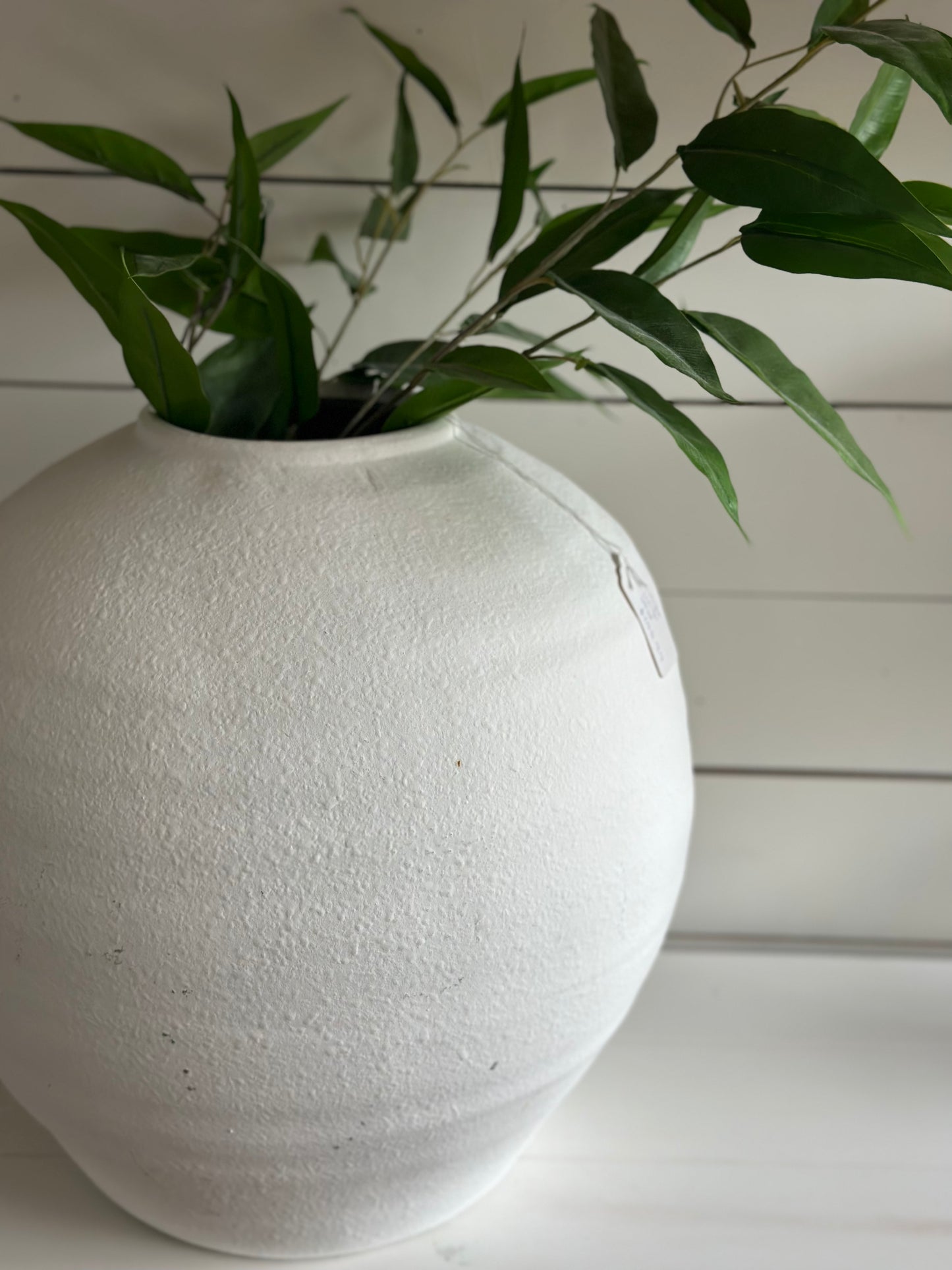 “Lennyn” Large white vase